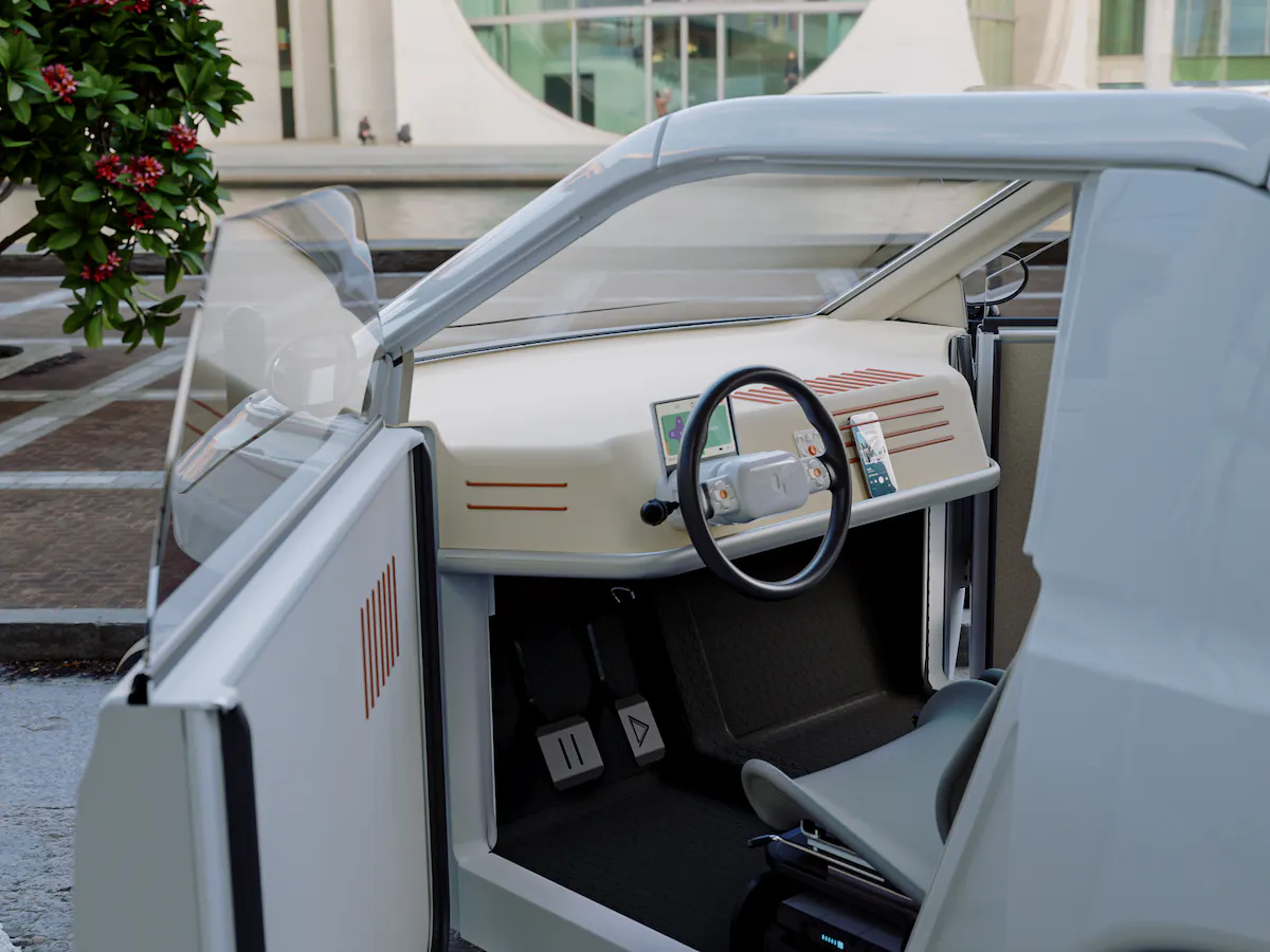 其外殼材質可在受到撞擊時吸收外部撞擊力，有效減少車内乘客的受傷程度。