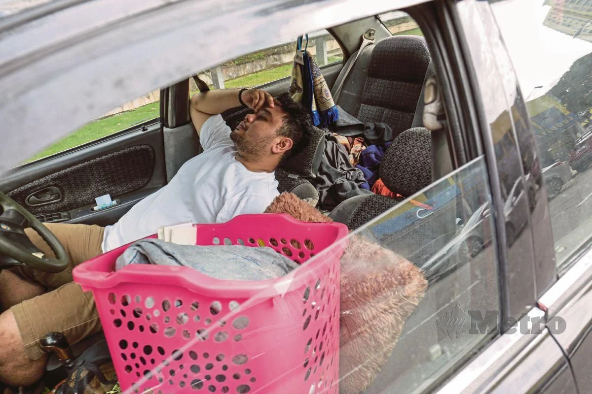 男子2年前事業有成,原本坐擁2豪宅3豪車1貨車及其他產業,卻陷入加密貨幣騙局,負債百萬變賣所有資產,無家可歸只能住在車中長達1年多。