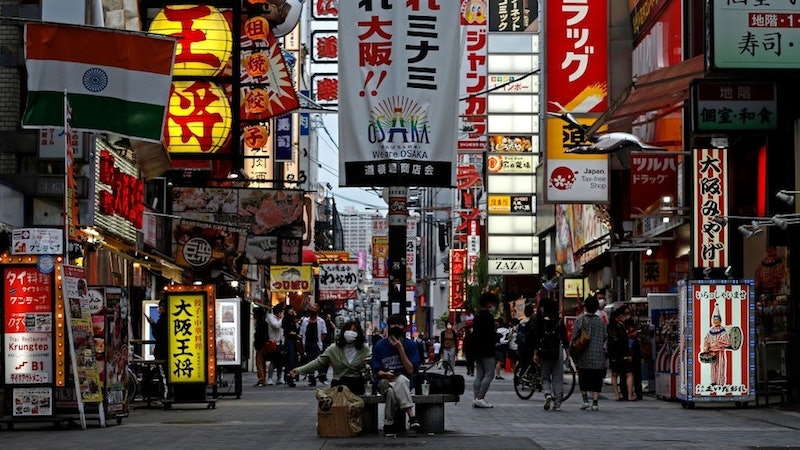 自實施「免稅手續電子化」,日本出現大量留學生批量購物並轉售圖利的案件,其中80%涉案人士均是中國留學生。