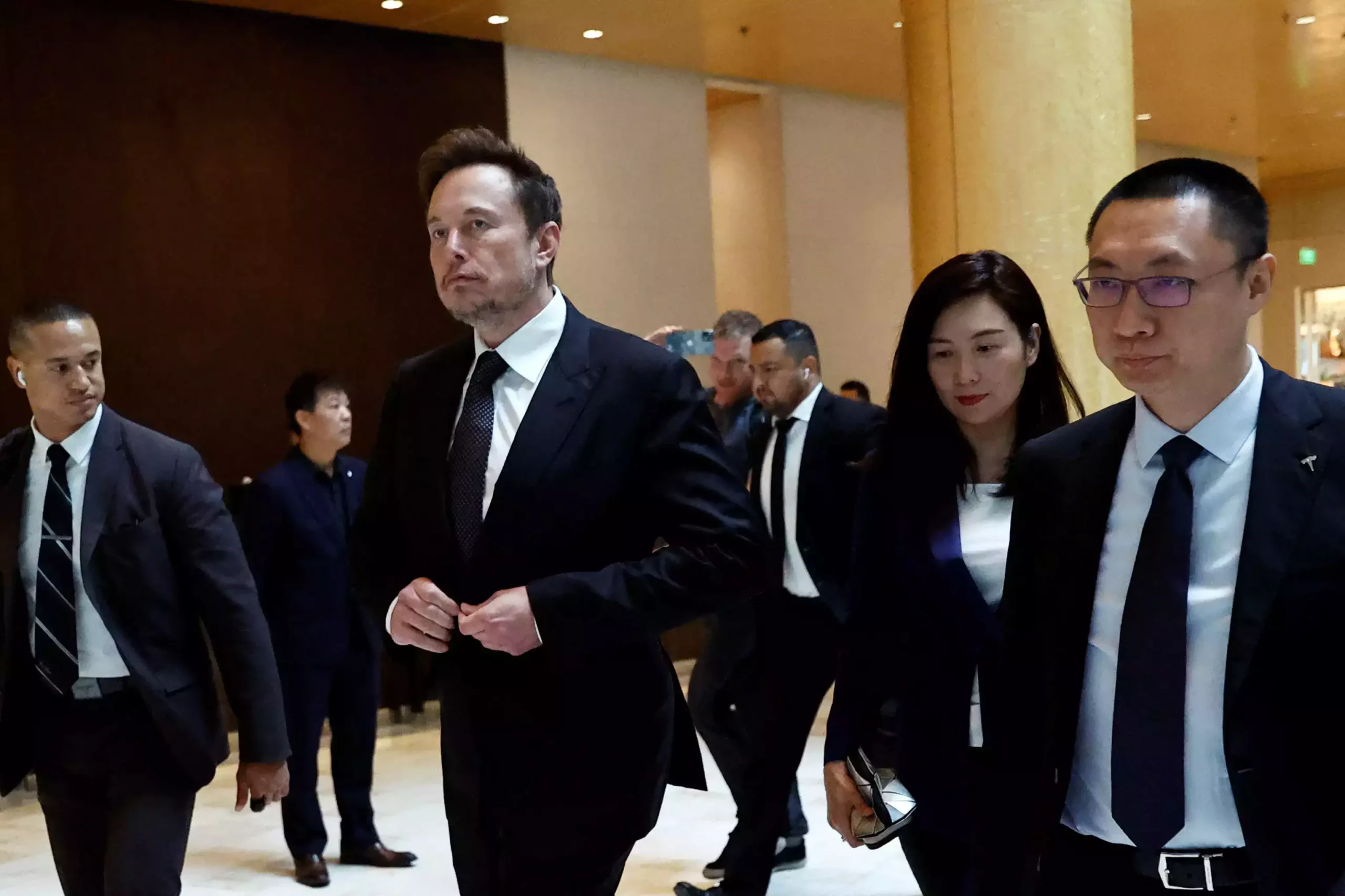 馬斯克雖出席了晚宴,卻在用餐前就已離席。