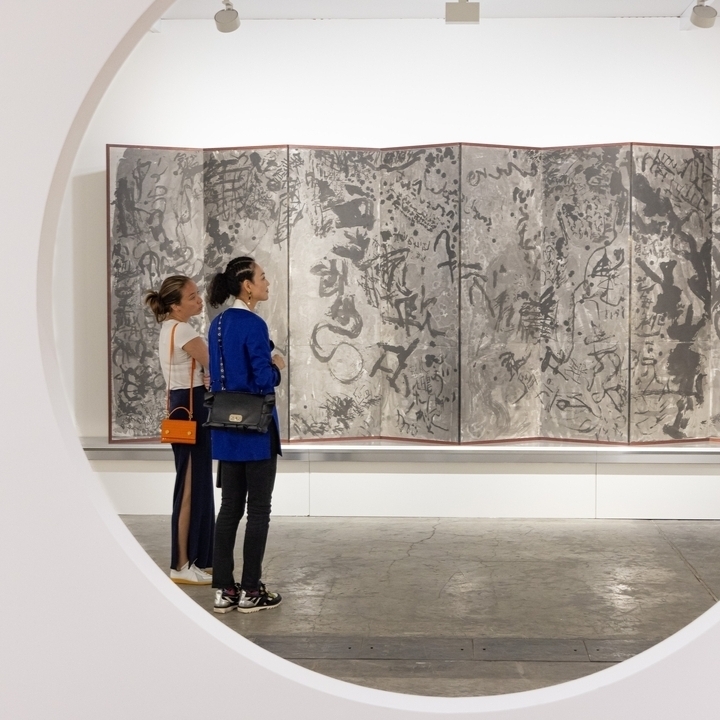 現場匯集了來自40個國家及地區的頂級藝廊