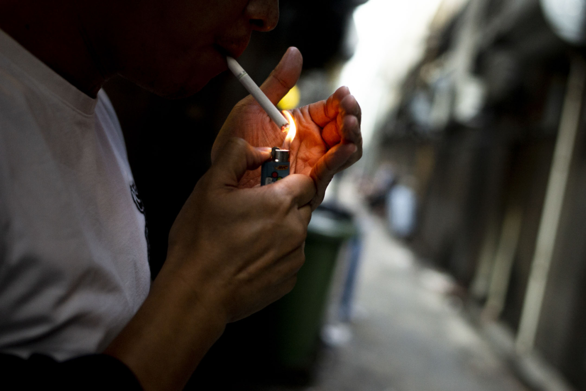 本港的煙草稅將提高約32%,令每包20支裝的香煙售價上調至94元,亦令香港煙草稅佔零售價比比例升至70.2%,但仍未合乎世界衛生組織建議的75%。