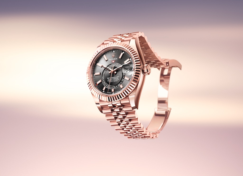 Oyster Perpetual Sky-Dweller腕錶,42mm,18K永恆玫瑰金款搭配漸變面盤