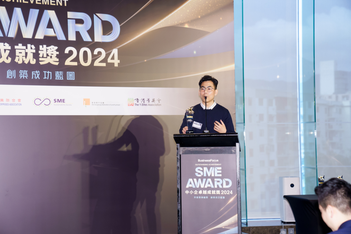 「當別的銀行看到公司或股東有不良記錄或短時間內出現多於一次查詢,對於申請貸款絕不是好事。」Nick說