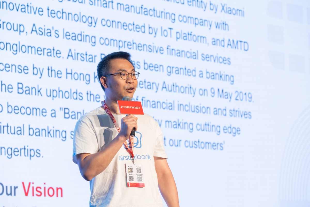 AirStar Bank(天星銀行) Billy Fung