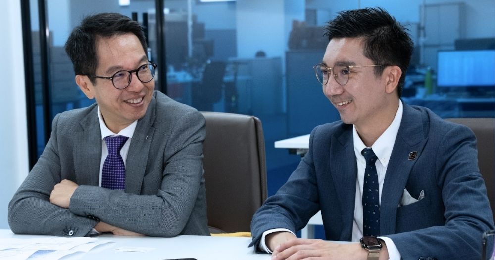 理光香港常務董事莊禮基先生Ricky（圖左）及 希路能源行政總裁及創辦人曾偉華先生Martin（圖右）接受訪問。
